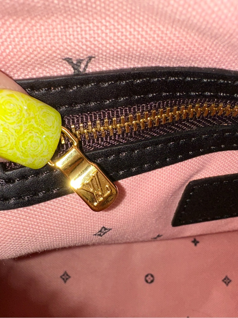 UNBRANDED FASHION BAG!!! - Picture 12 of 17
